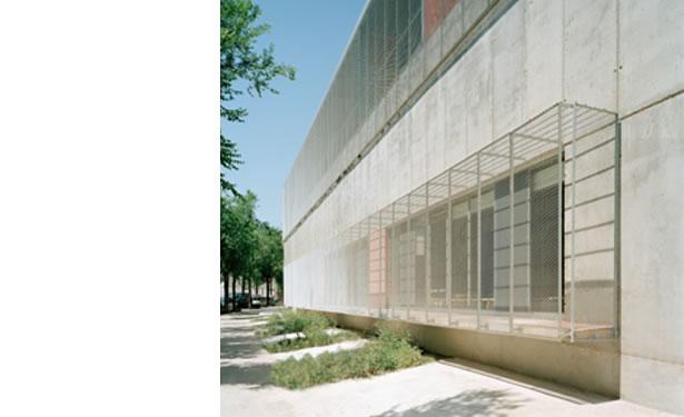 Extension and sports hall at Josep Pla School, Barcelona