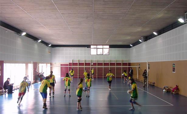Extension and sports hall at Josep Pla School, Barcelona