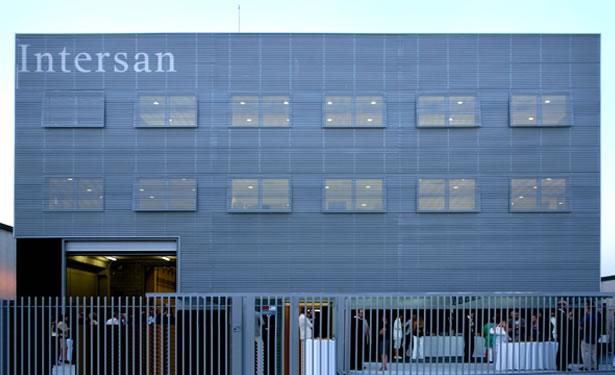 Intersan corporate headquarters, Poliny�